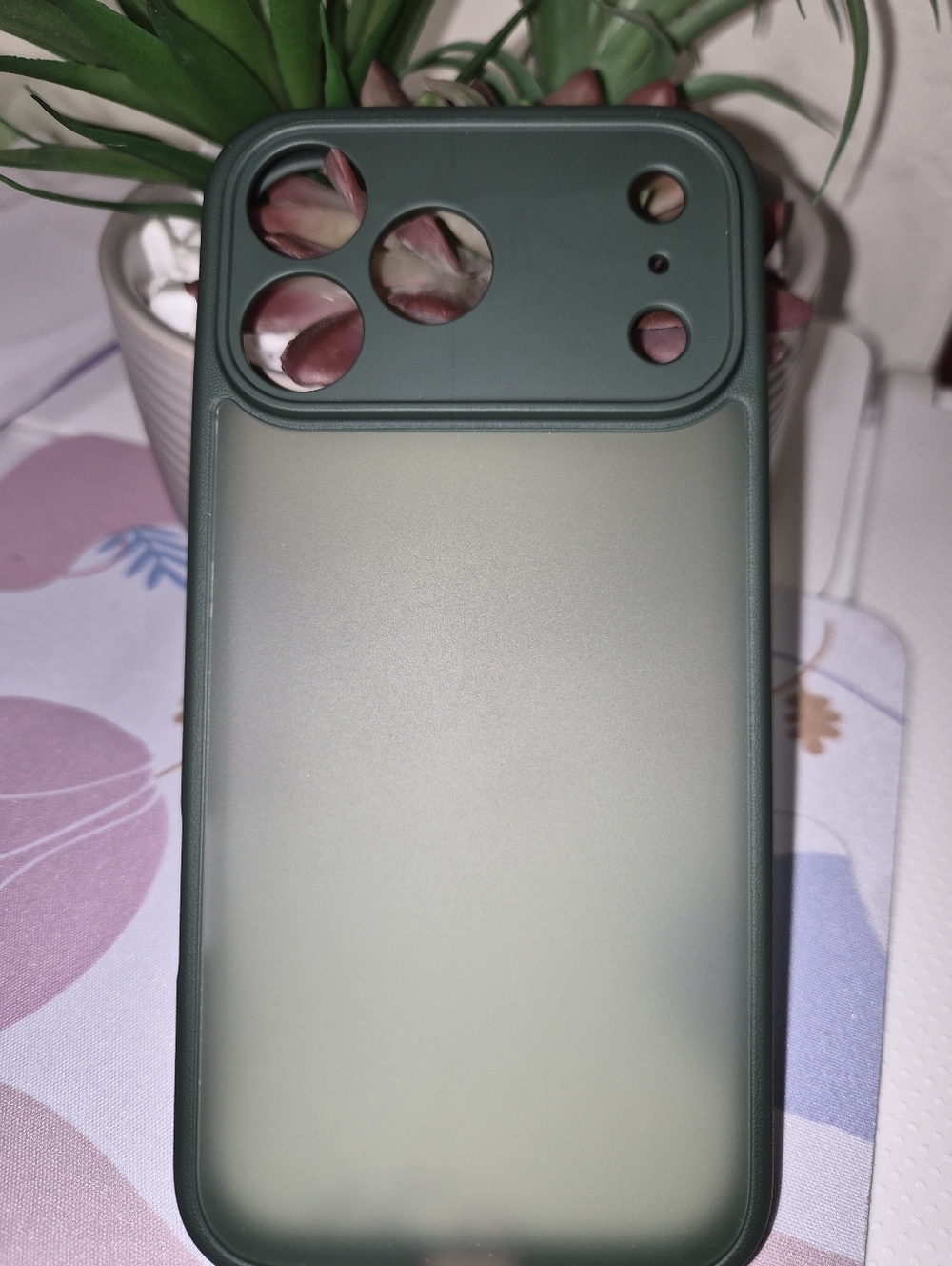 Forest Green iPhone 17 Pro Max Case - Slim Protective Cover